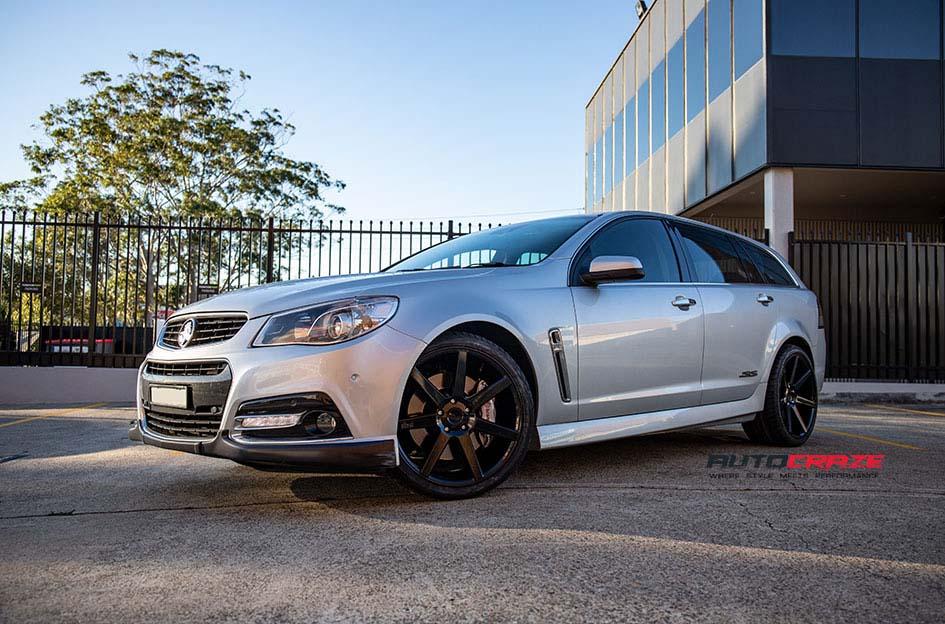 HOLDEN-COMMODORE-VERONA-GLOSS-BLACK
